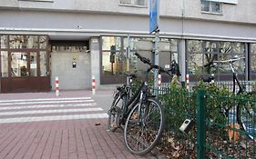 Labo Apartment Graniczna